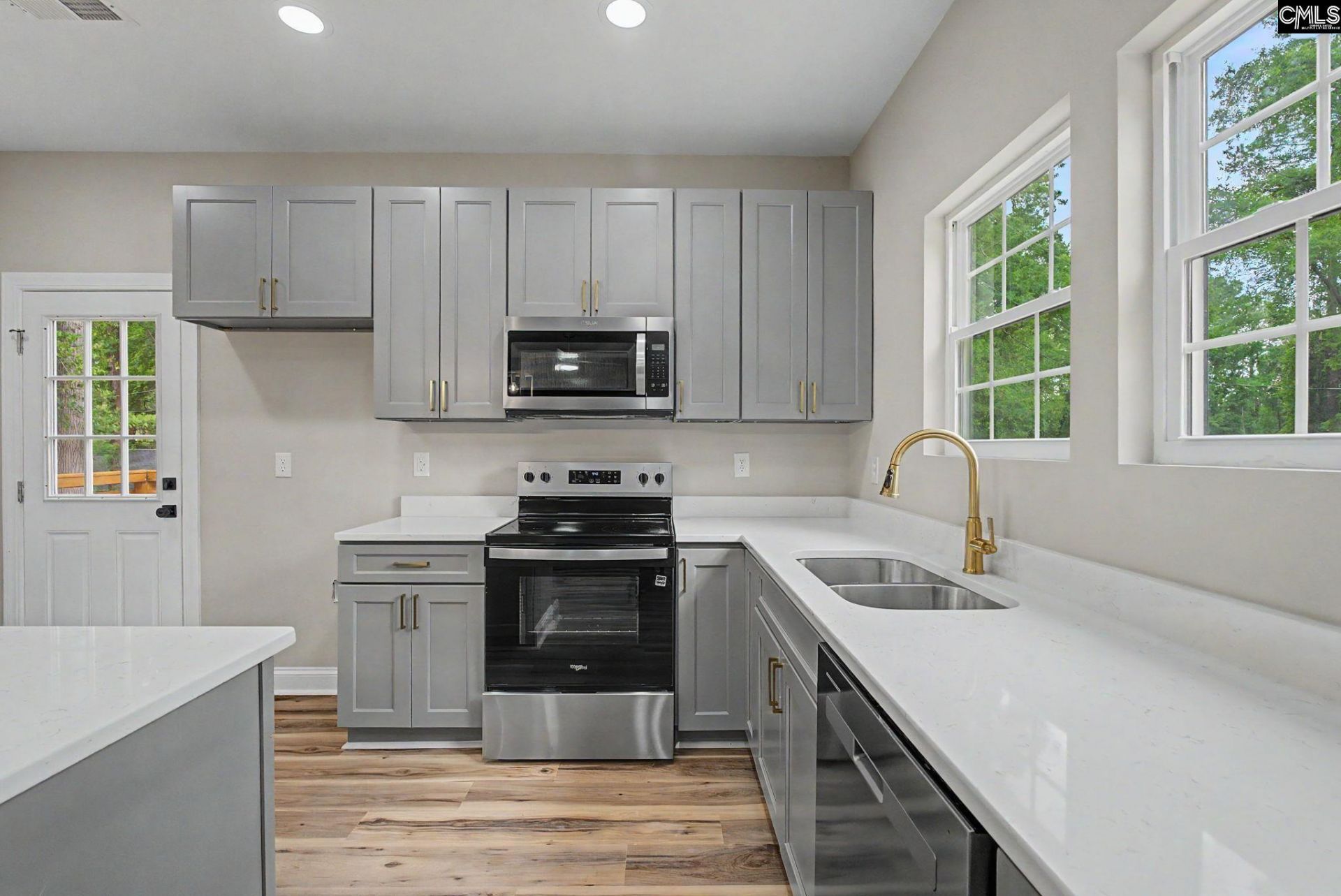 6488 Margate Street Photo 13