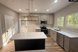 6488 Margate Street photo 4
