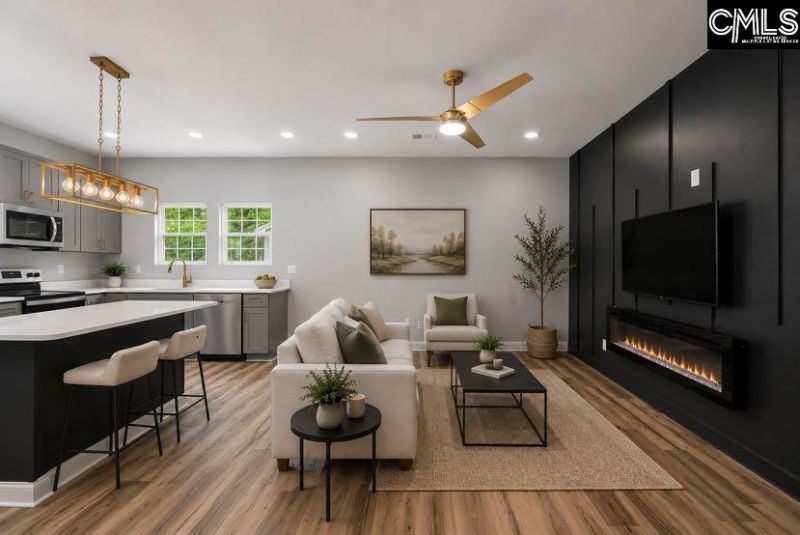 6488 Margate Street Photo 5