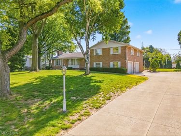 3410 Lindbergh Avenue NW, Canton, OH 44718