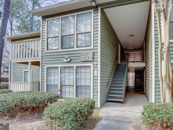4552 Vinings Central Trace SE, Unit 63, Atlanta, GA 30339