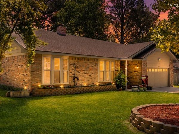 4205 Shawnee Cove , Springdale, AR 72764