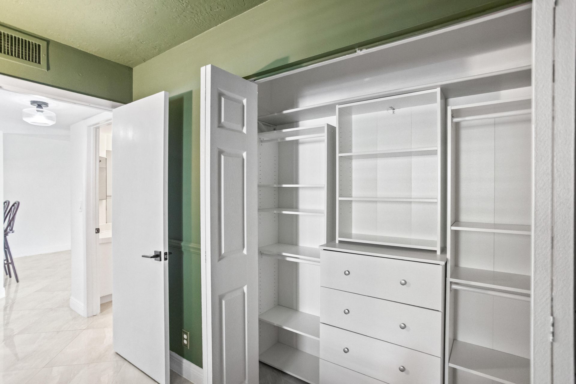 10401 W Broward Boulevard, Unit 209, Plantation, FL 33324 Photo