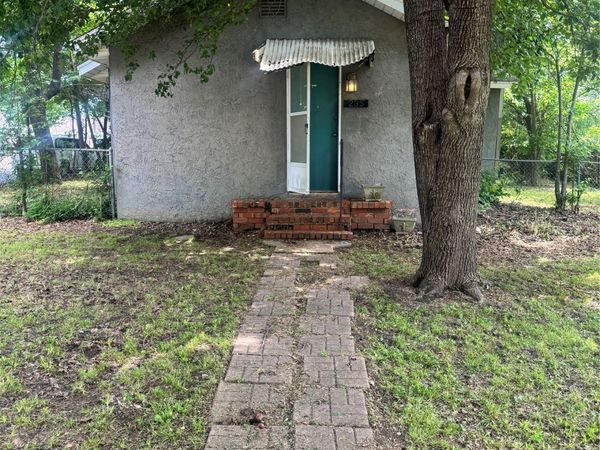 235 E Freeport Street , Broken Arrow, OK 74012