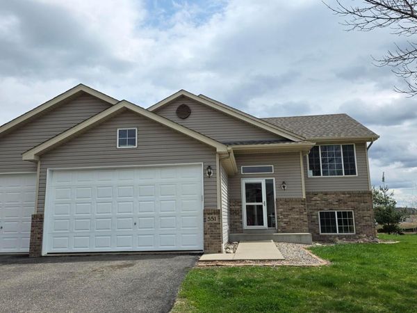 551 Knollwood Street W, Annandale, MN 55302