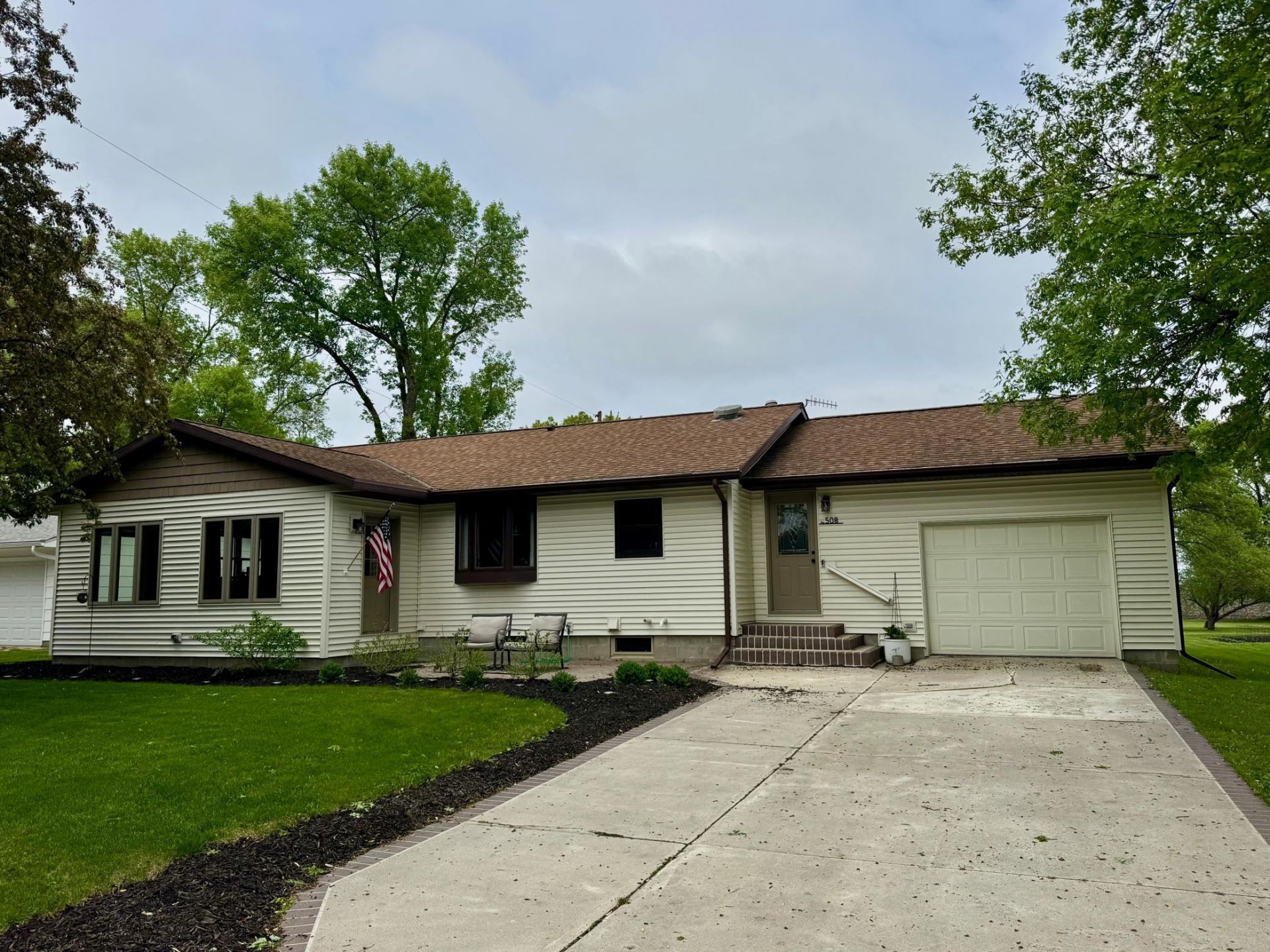 508 Fremont Avenue NW, Renville, MN 56284