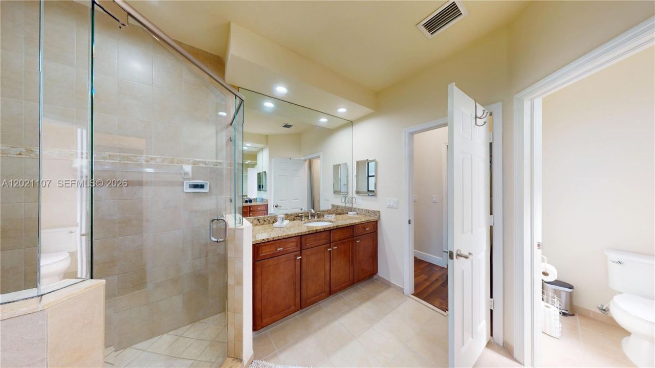 8610 NW 101st Pl , Doral, FL 33178 Photo