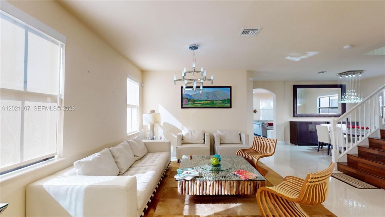 8610 NW 101st Pl , Doral, FL 33178 Photo