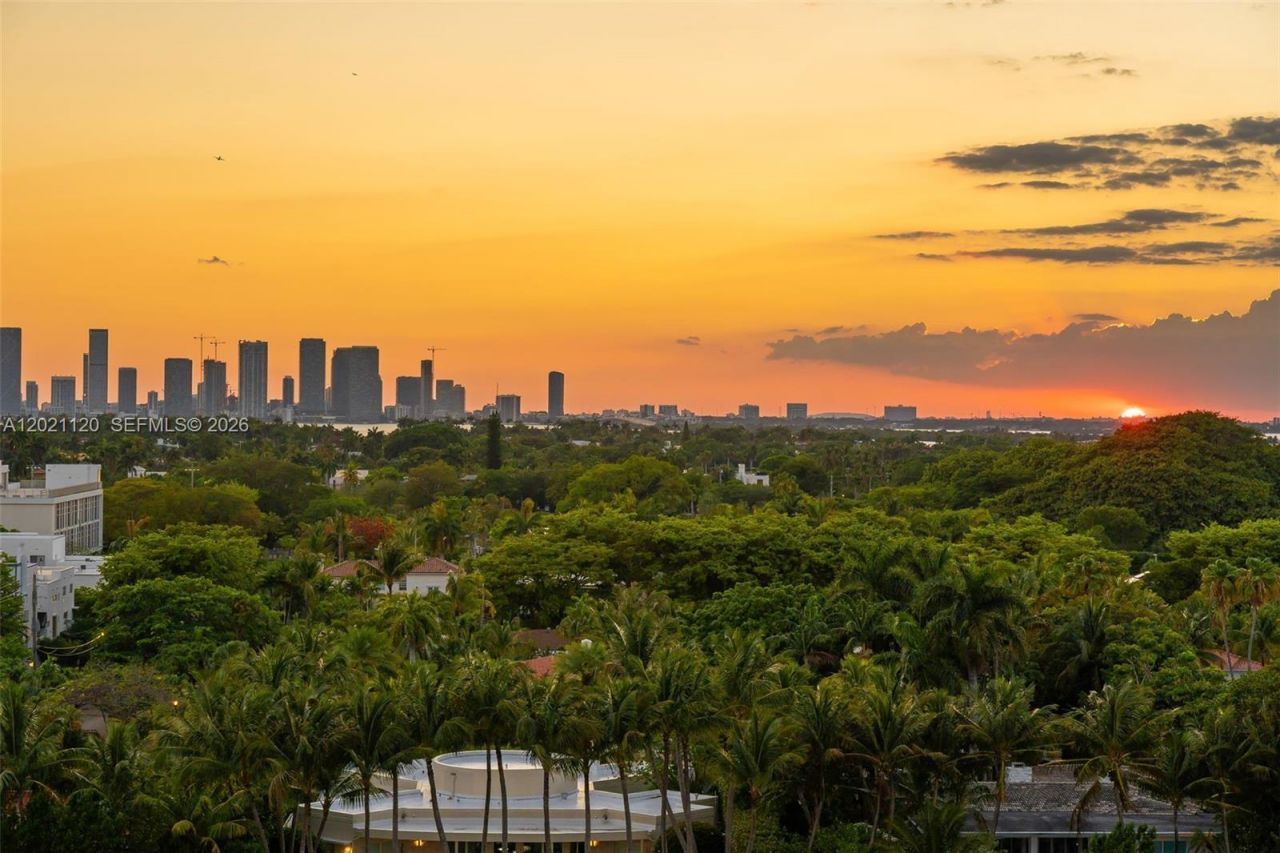 2555 Collins Ave , Unit 1106, Miami Beach, FL 33140 Photo