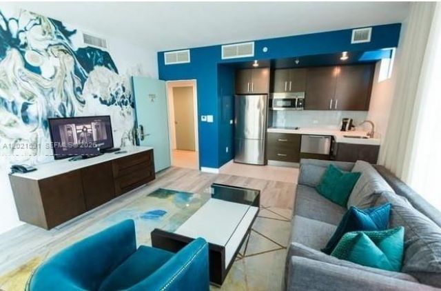 17315 Collins Ave , Unit 806, Sunny Isles Beach, FL 33160 Photo