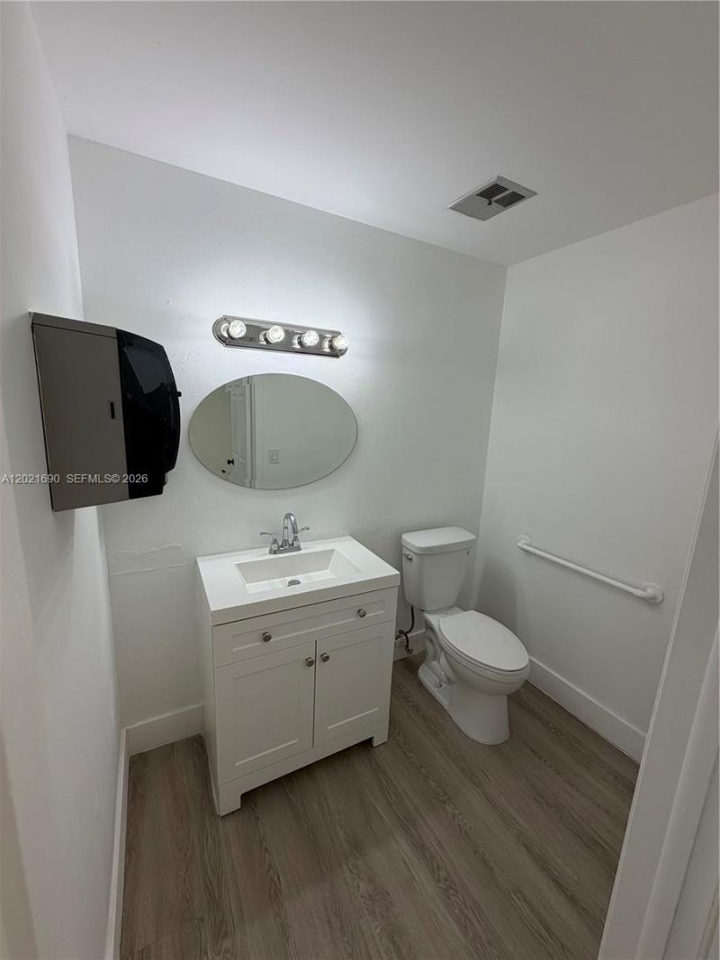 517 SW 12th Ave , Miami, FL 33130 Photo
