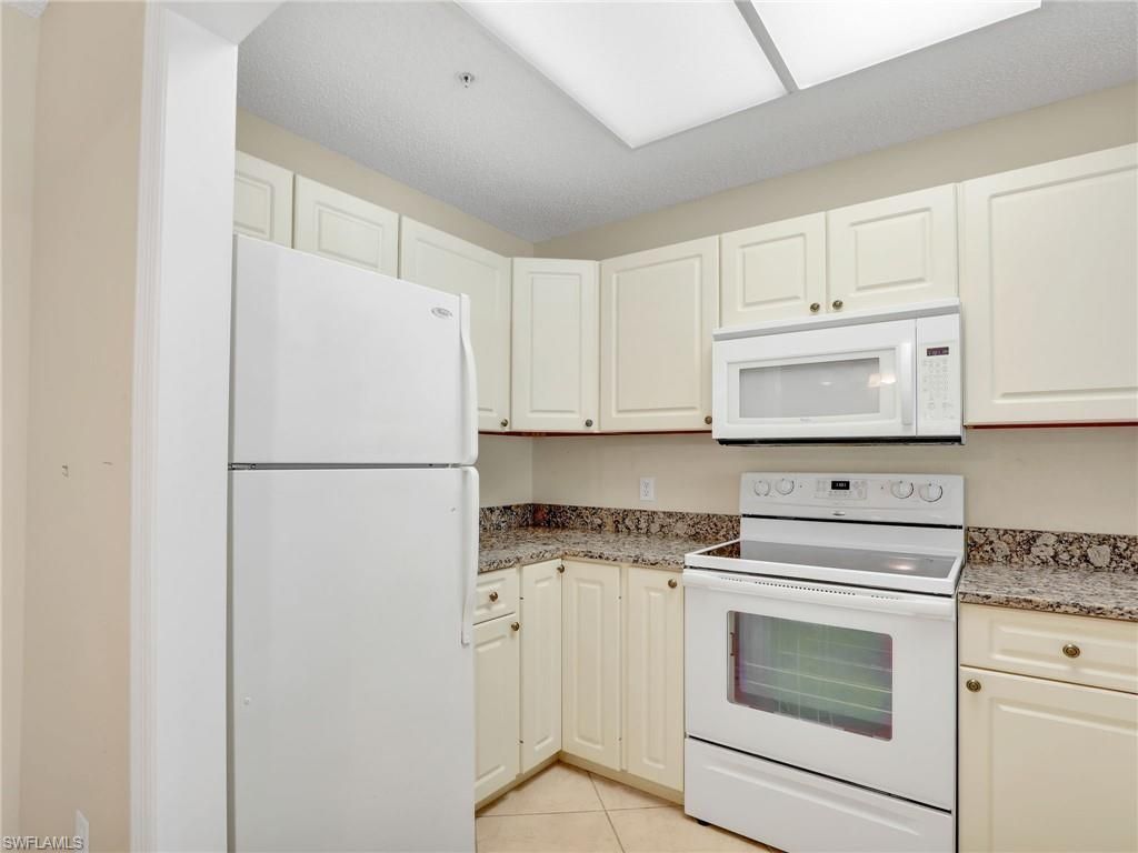 201 Arbor Lake Dr, Unit 2-201, Naples, FL 34110 Photo