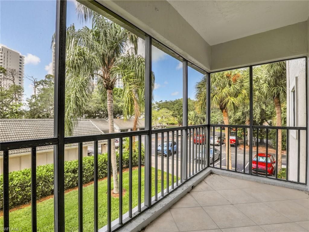 201 Arbor Lake Dr, Unit 2-201, Naples, FL 34110 Photo