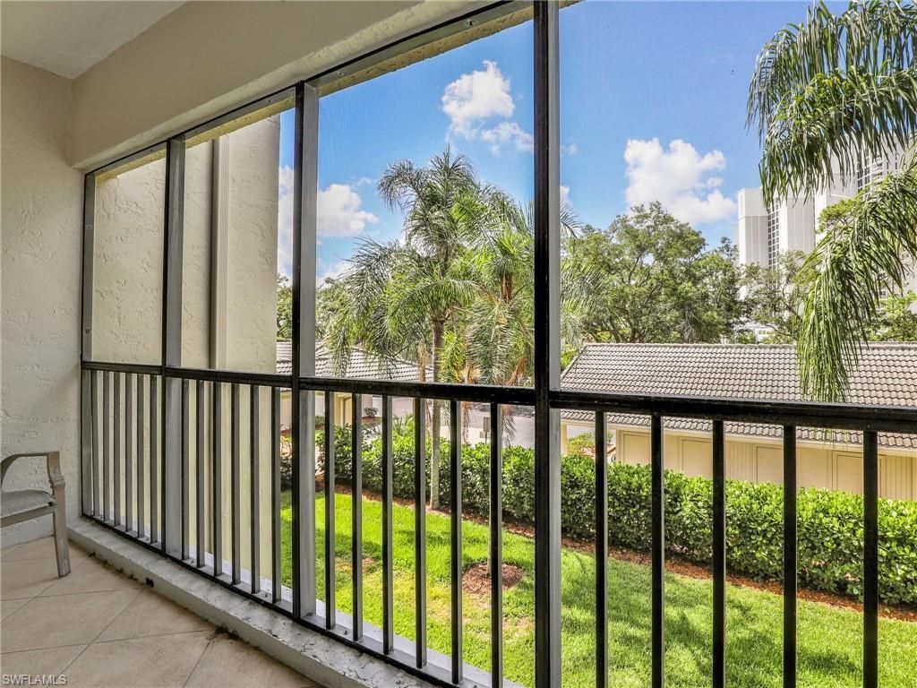 201 Arbor Lake Dr, Unit 2-201, Naples, FL 34110 Photo