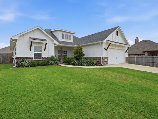 1411 Saratoga Drive, Sherman, TX 75092