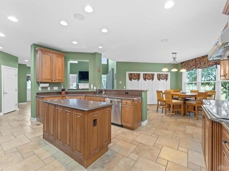 7644 Millikin Road, Liberty Township, OH 45044 Photo 18