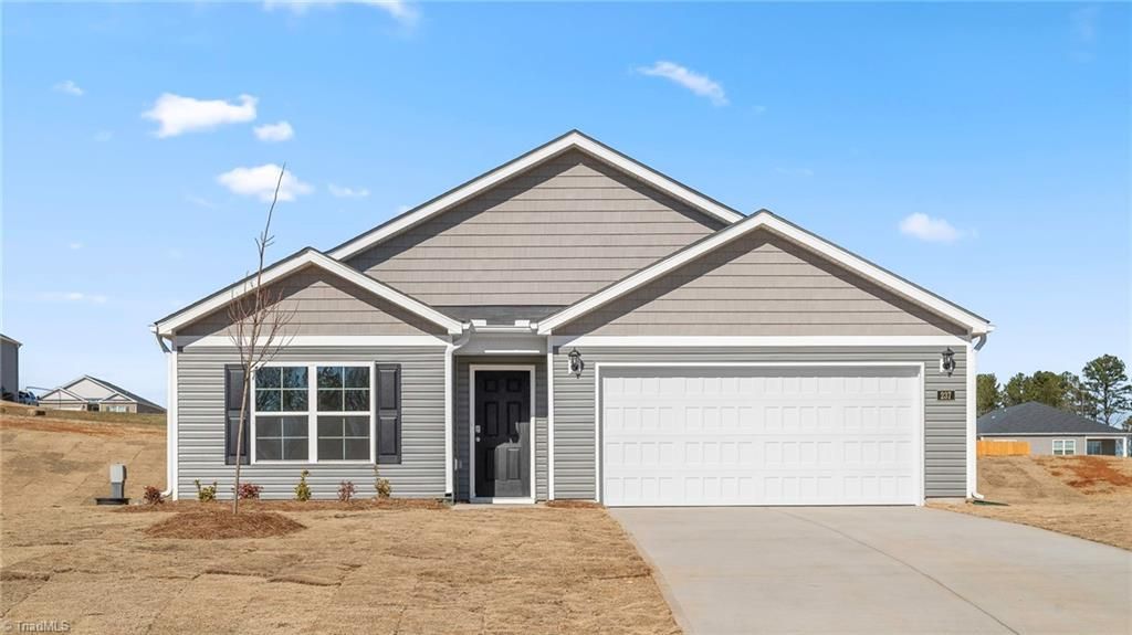 433 Owens Ridge Way, Lexington, NC 27292 Main Photo