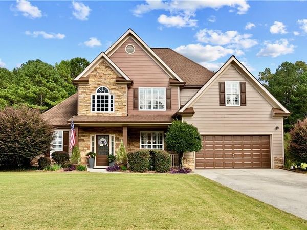 87 Country Club Court , Hiram, GA 30141