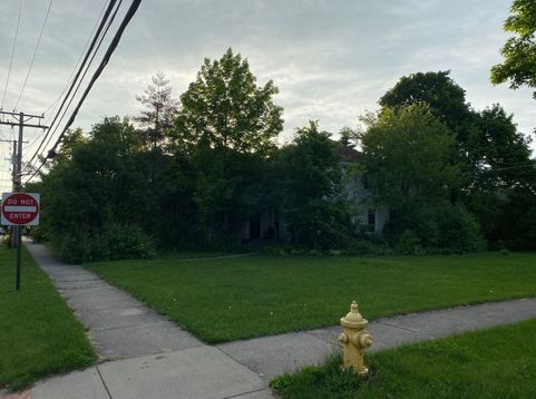 Main Photo
