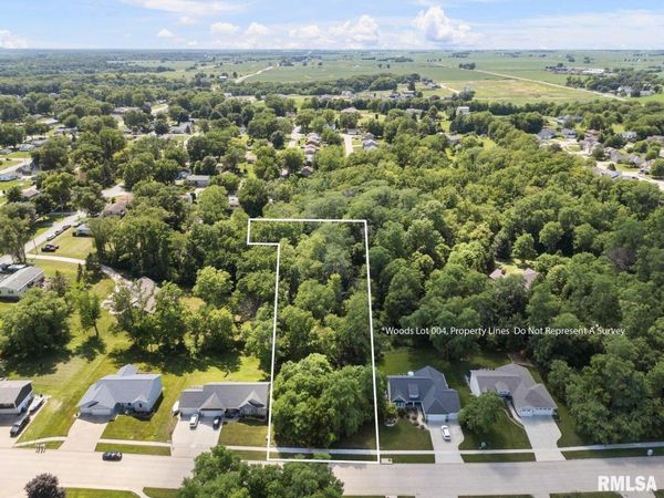 Lot 004 The Woods N 8TH Street , Le Claire, IA 52753
