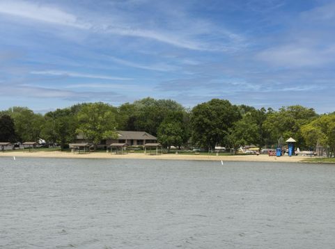 Main Photo