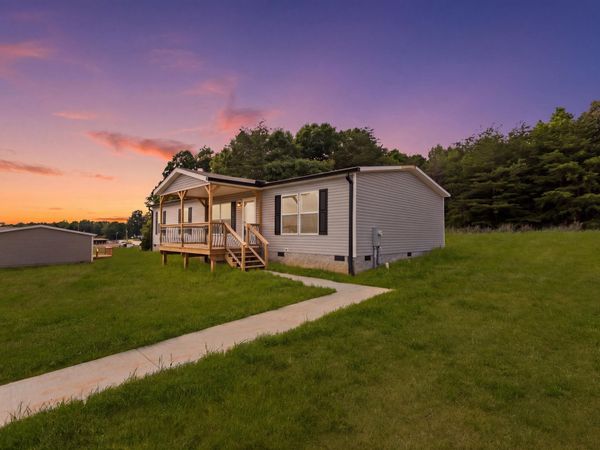 285 County Road 784a , Etowah, TN 37331