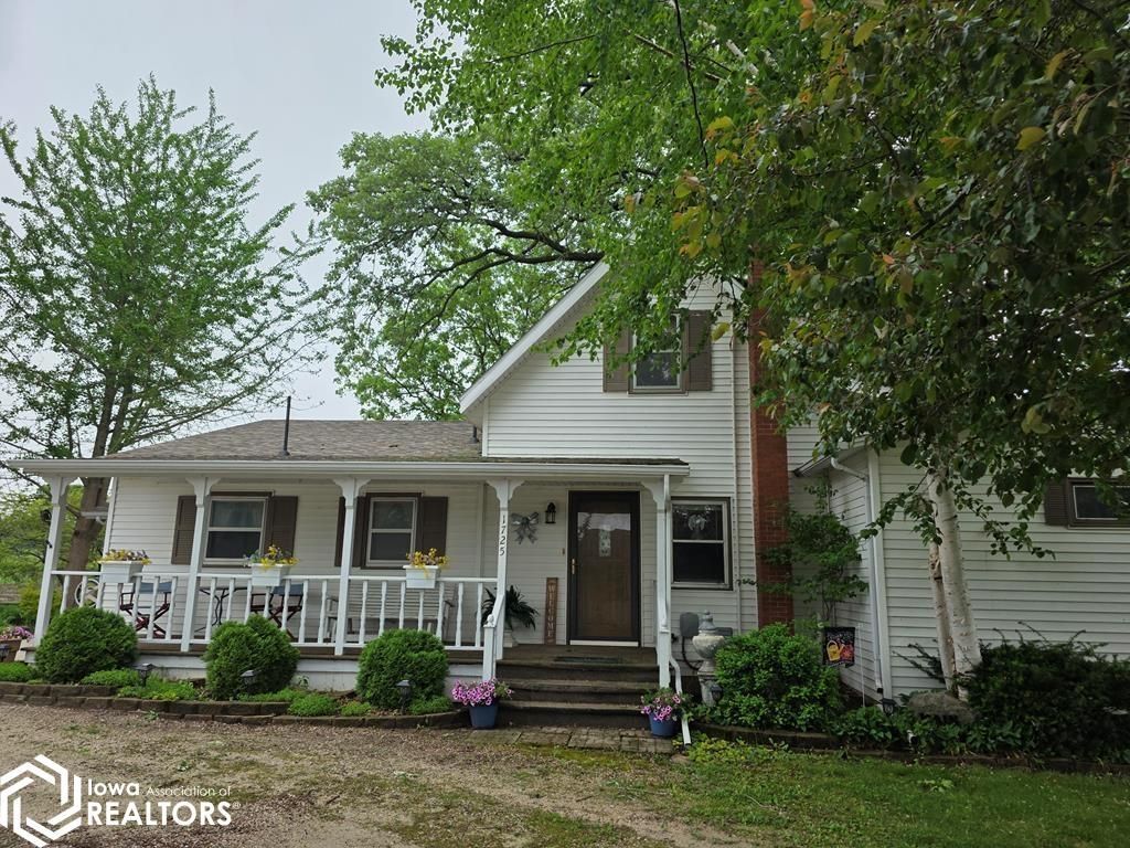 1725 212th Street, Webster City, IA 50595 Main Photo