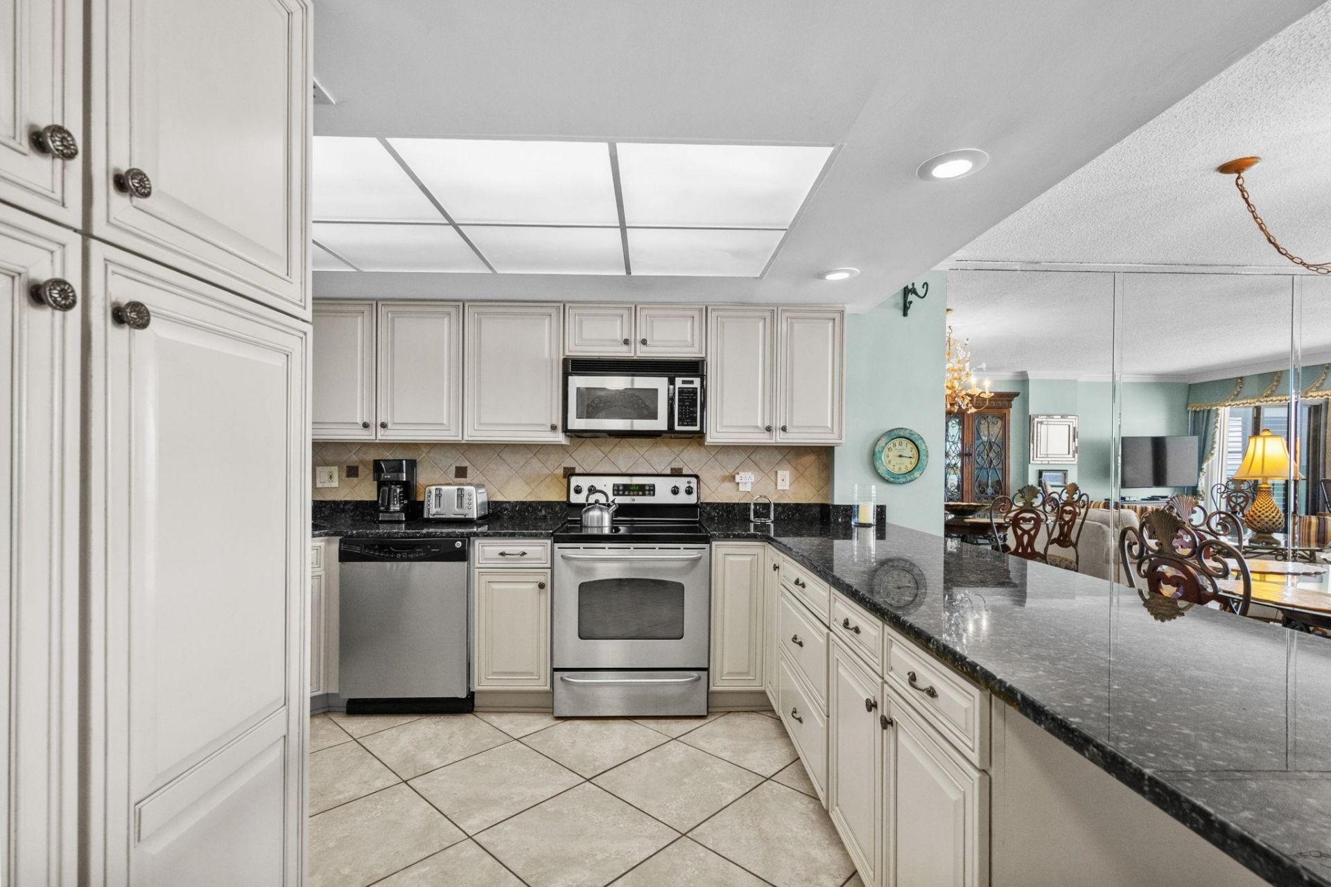 10200 Beach Club Dr.  Photo 17