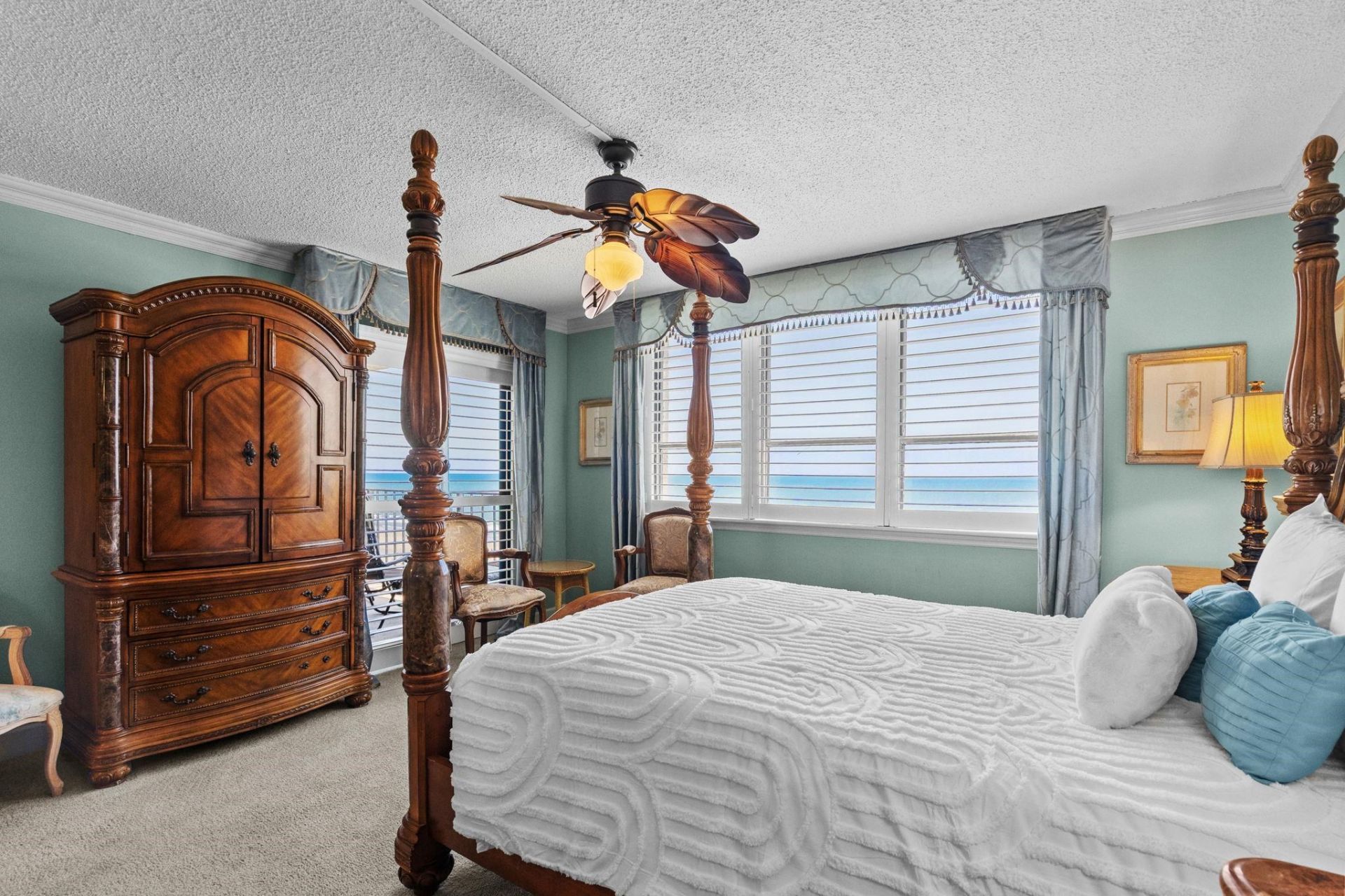 10200 Beach Club Dr.  Photo 32