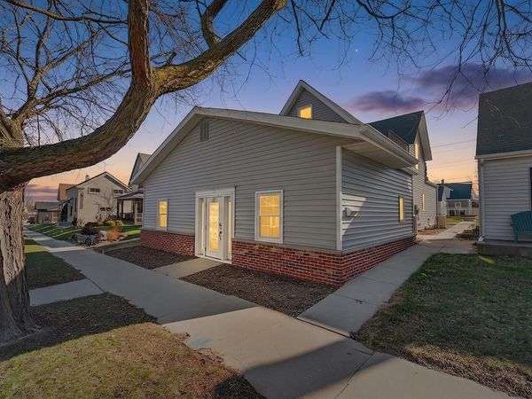533 Main STREET, Unit 533A, West Bend, WI 53095