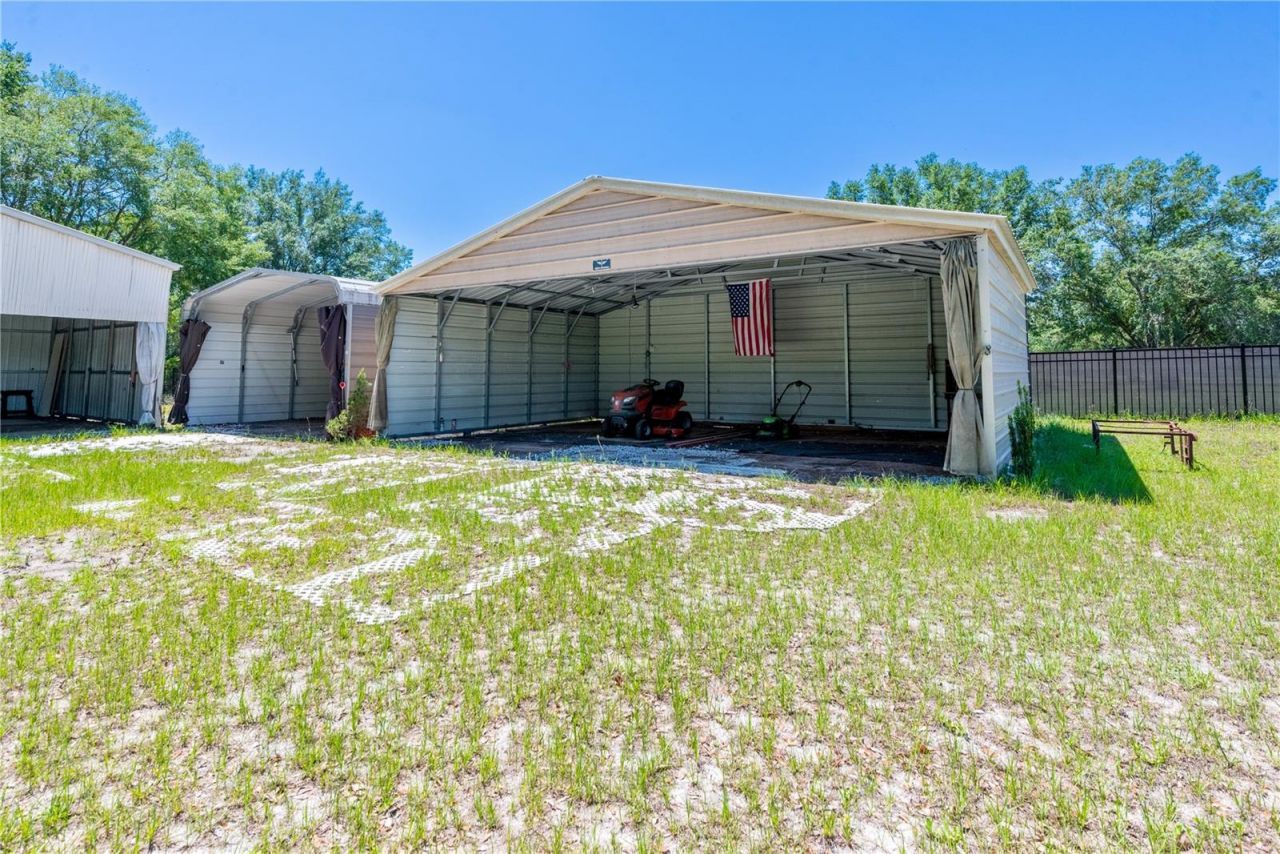 1750 SW 15th Street , Bell, FL 32619 Photo