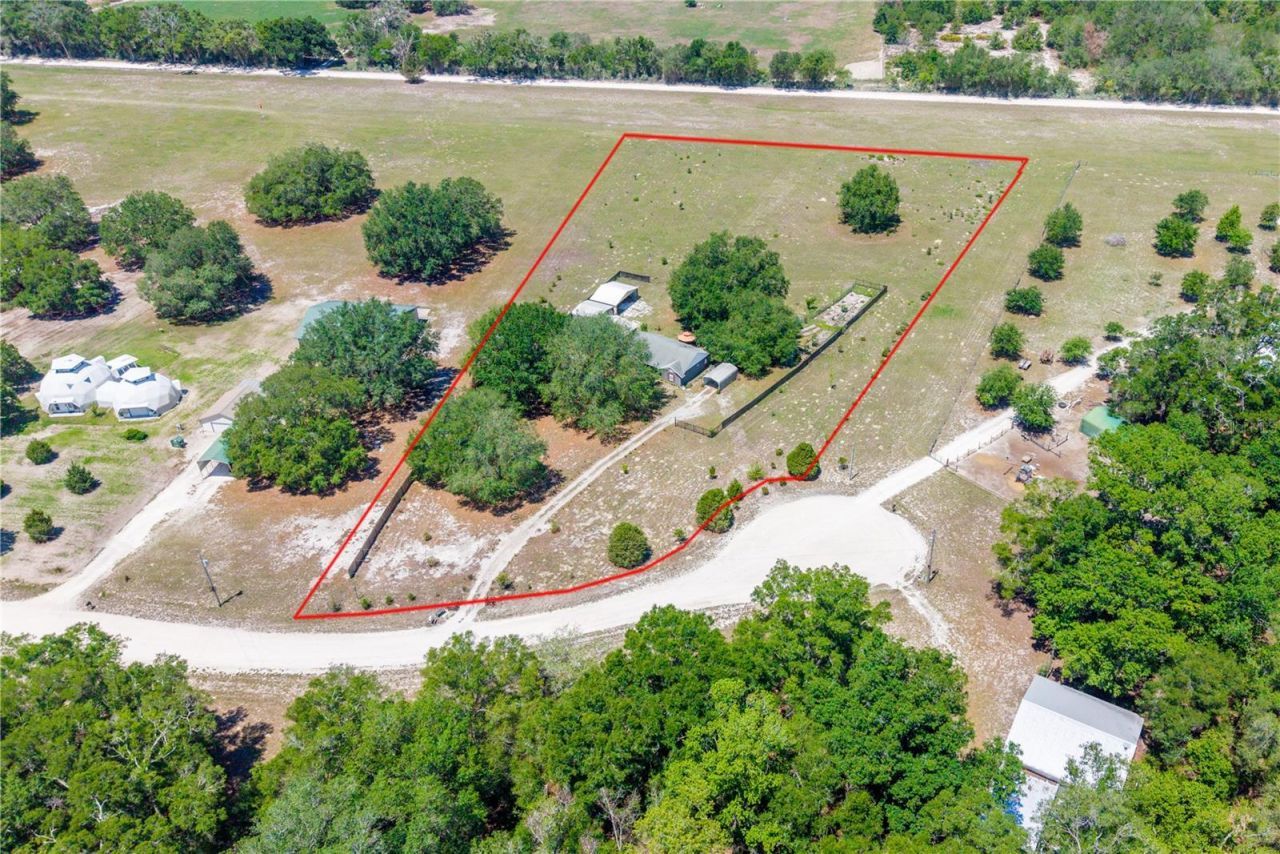 1750 SW 15th Street , Bell, FL 32619 Photo
