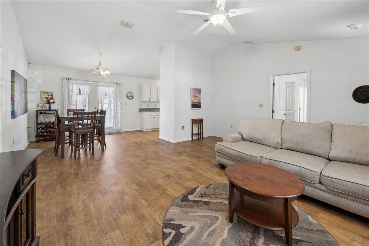 1750 SW 15th Street , Bell, FL 32619 Photo
