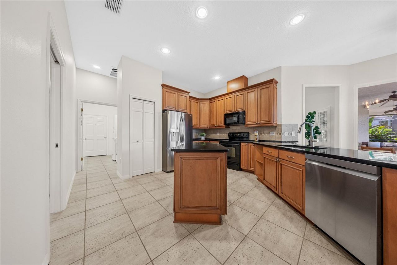 2016 Whitfield Lane, Orlando, FL 32835 Photo