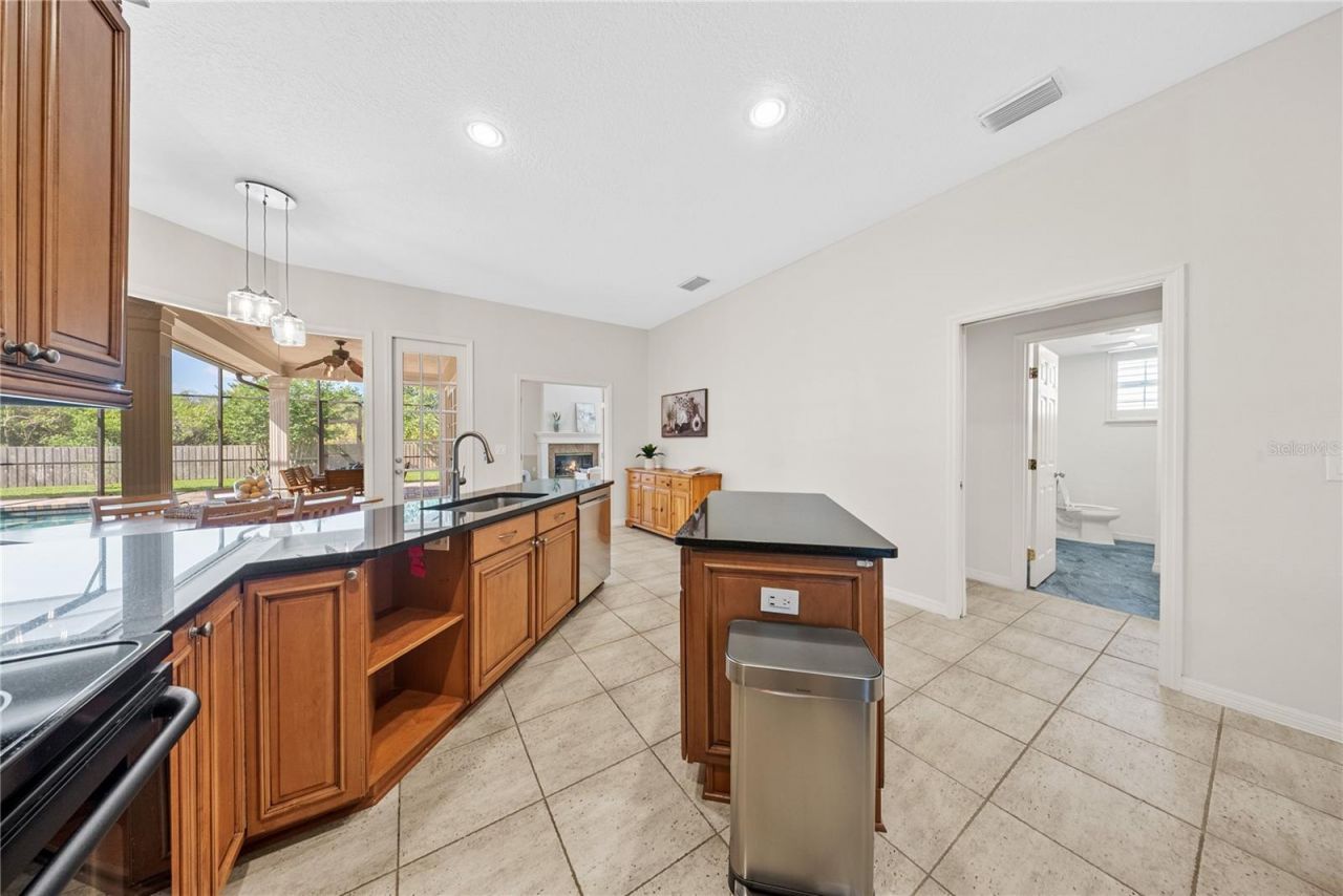 2016 Whitfield Lane, Orlando, FL 32835 Photo