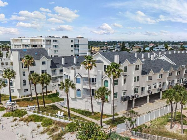 17960 GULF BOULEVARD , Unit 121, REDINGTON SHORES, FL 33708