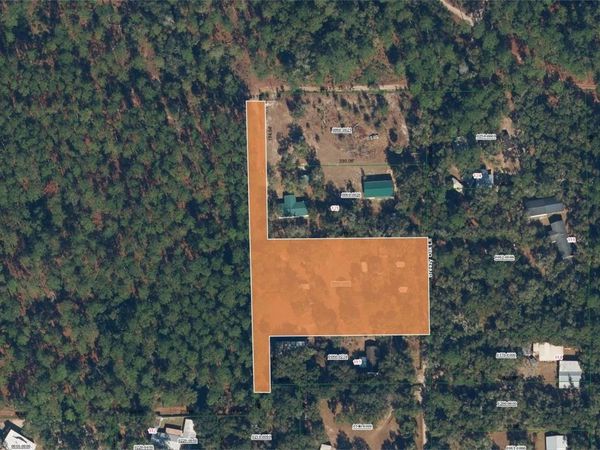 117 BREEZY OAK LANE , FORT MC COY, FL 32134