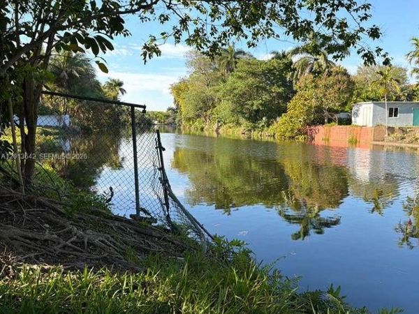 0 NE 125 , North Miami, FL 33161