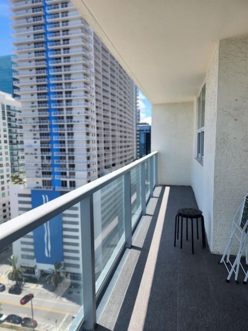 1155 Brickell Bay Dr , Unit 1807, Miami, FL 33131 Photo
