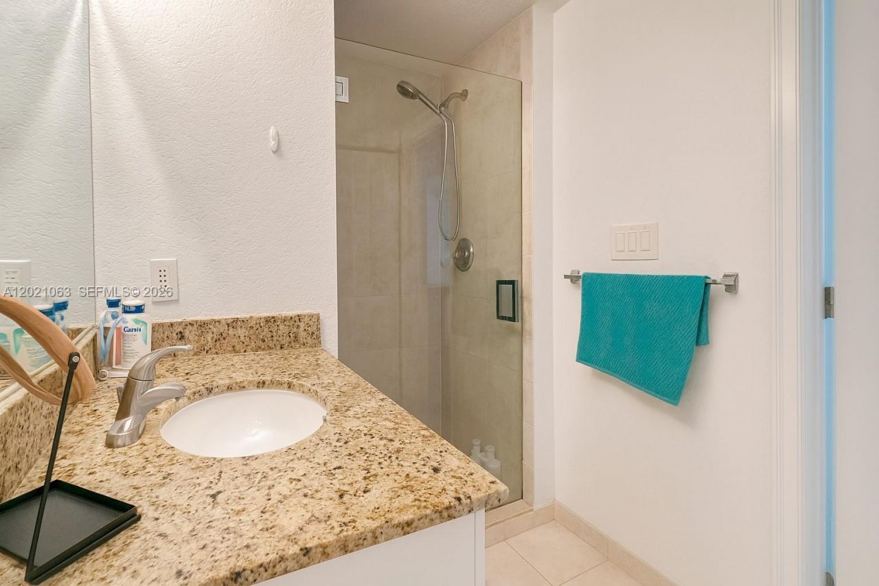 1830 Radius Dr , Unit 308, Hollywood, FL 33020 Photo