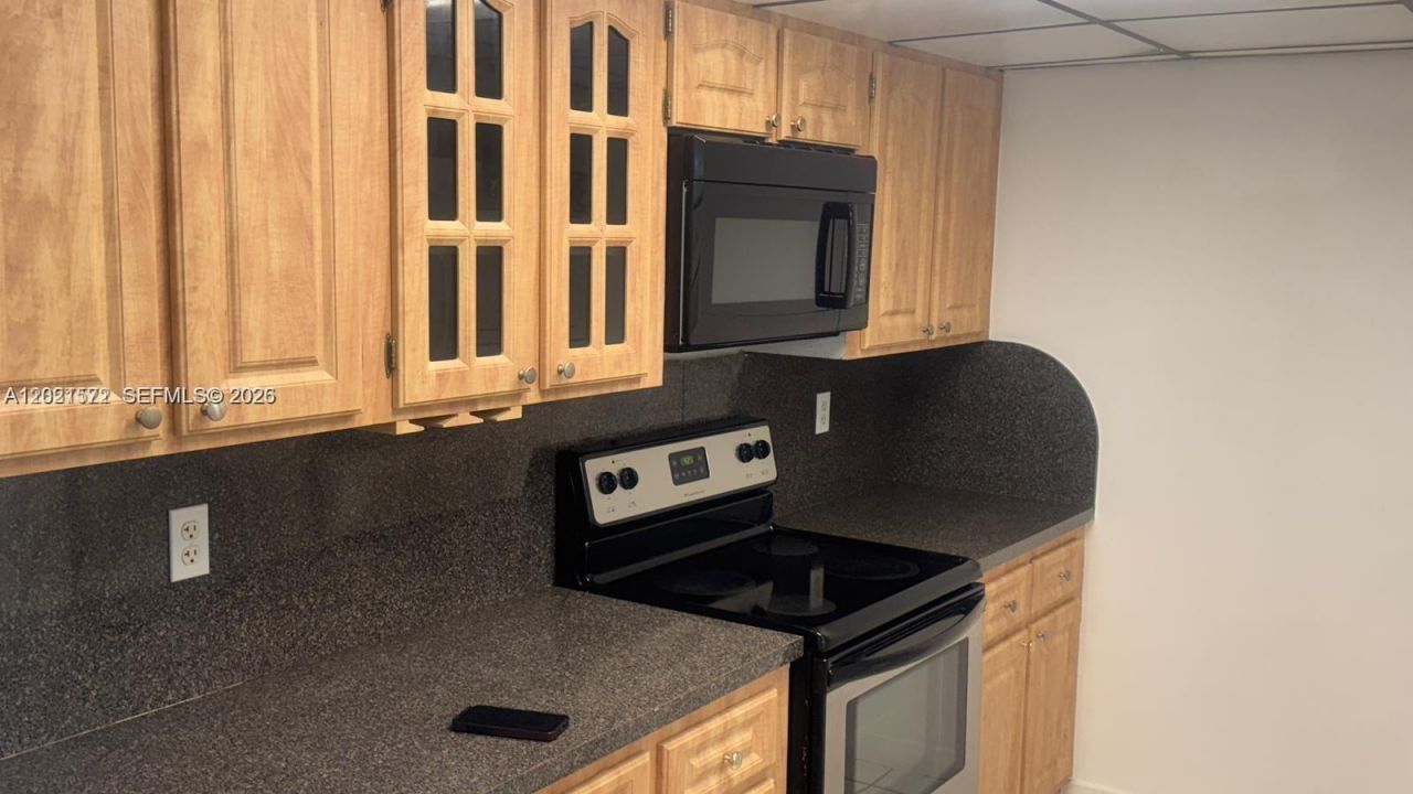 2715 W 66th St , Unit 13-21, Hialeah, FL 33016 Photo