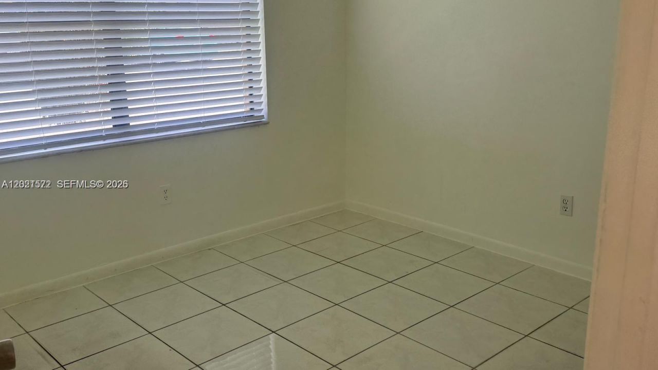 2715 W 66th St , Unit 13-21, Hialeah, FL 33016 Photo