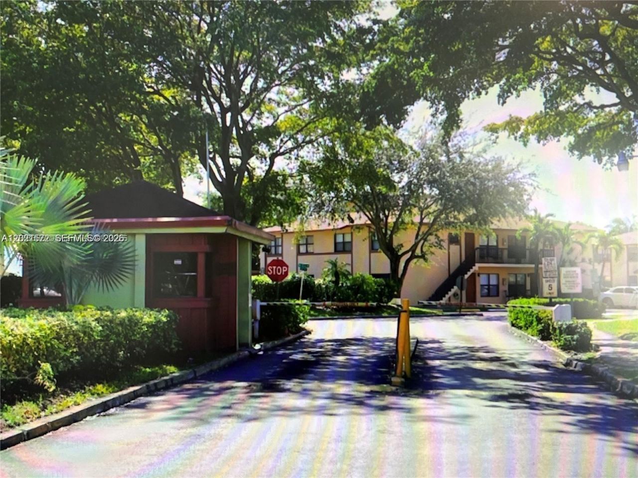 2715 W 66th St , Unit 13-21, Hialeah, FL 33016 Photo