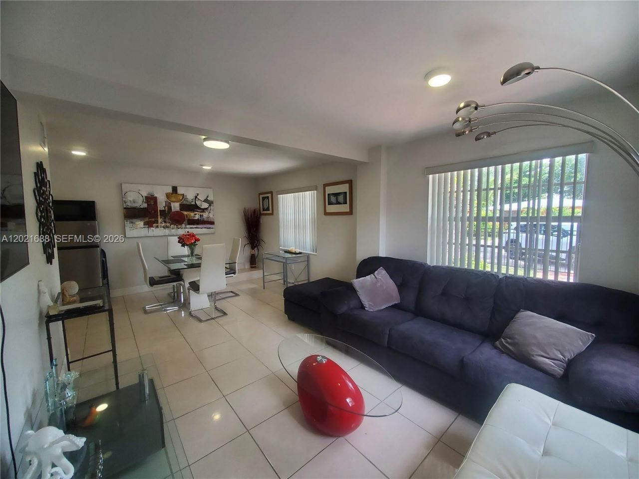 372 NE 162nd St , Miami, FL 33162 Photo