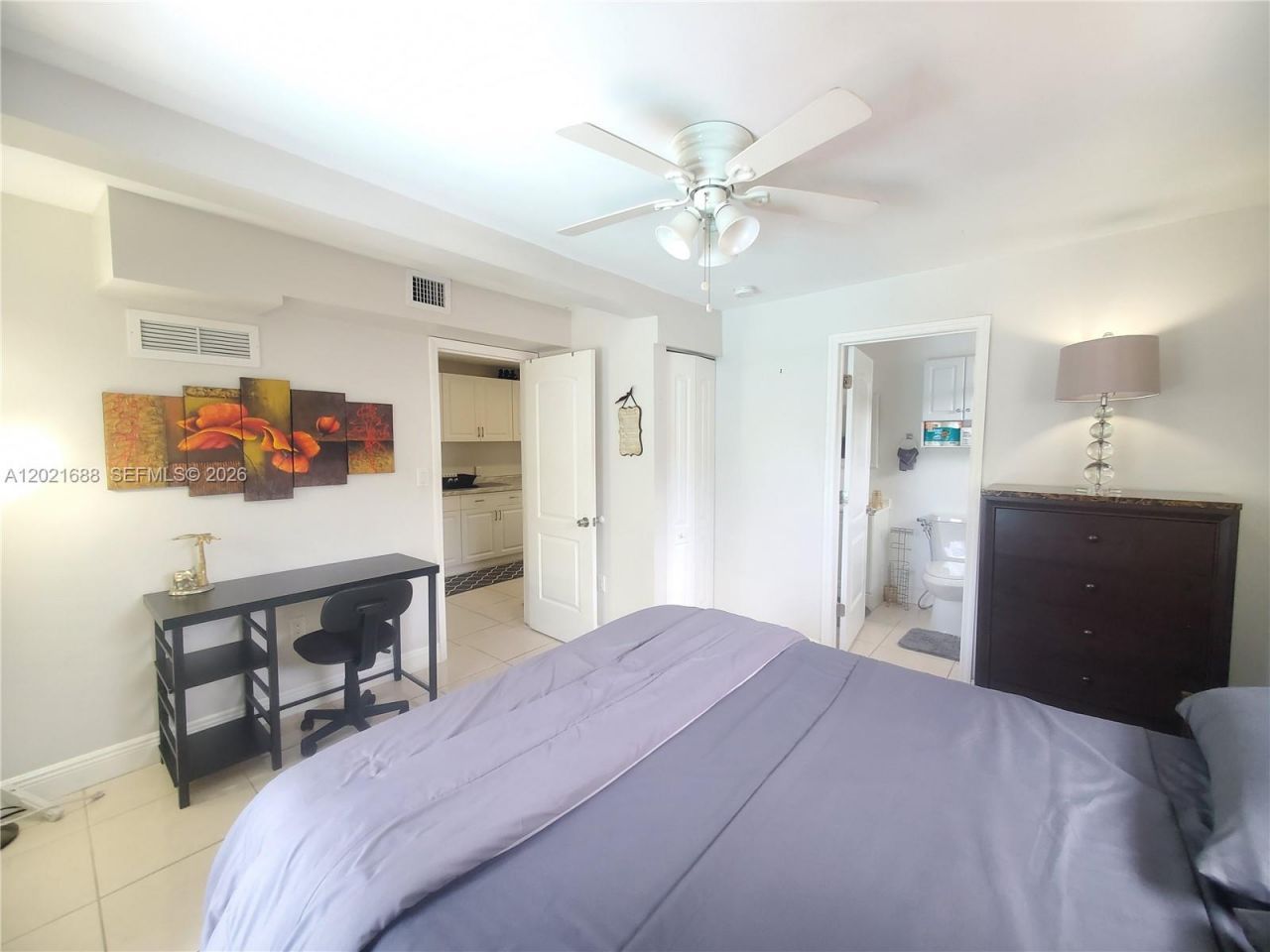 372 NE 162nd St , Miami, FL 33162 Photo