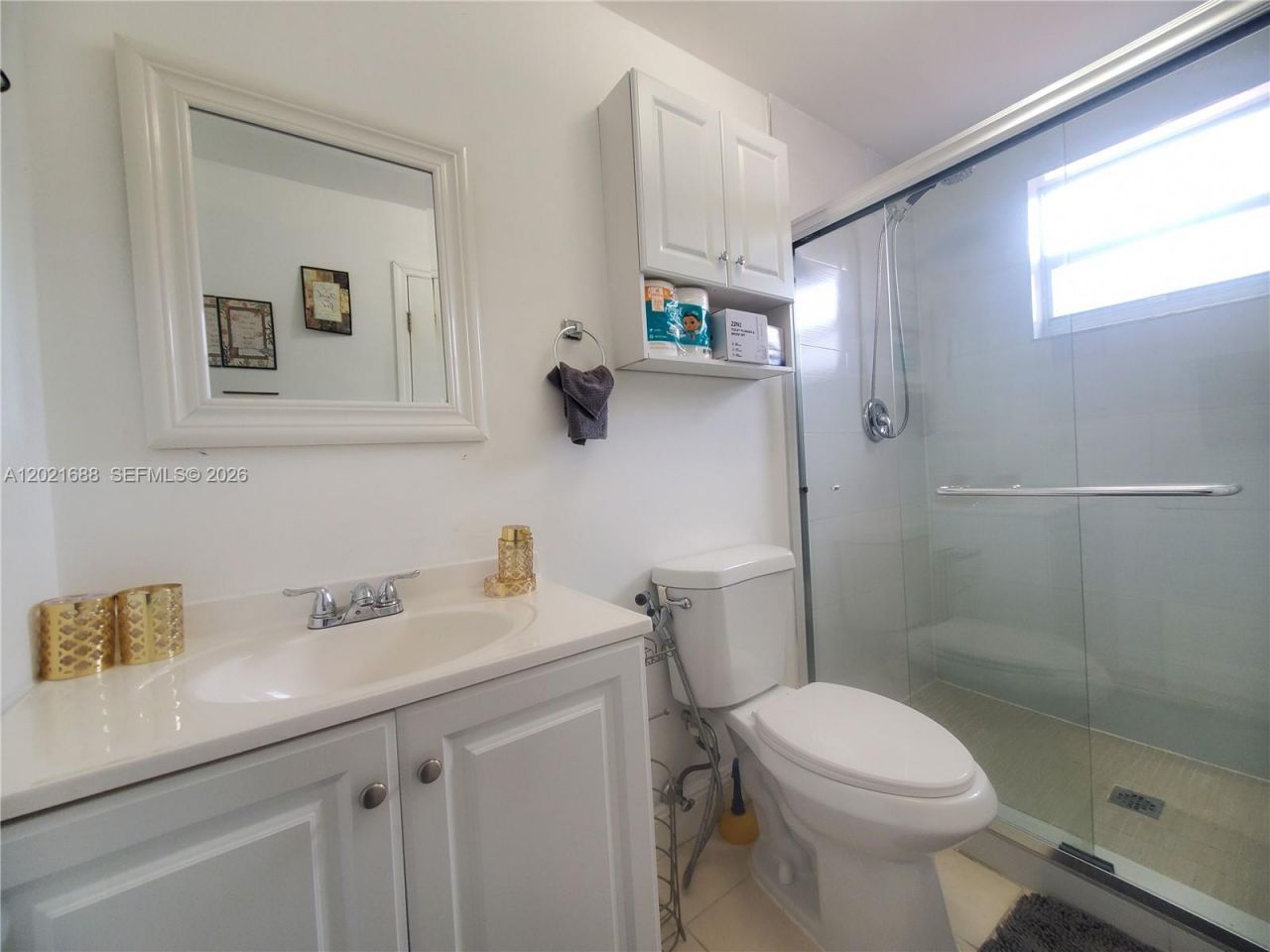 372 NE 162nd St , Miami, FL 33162 Photo
