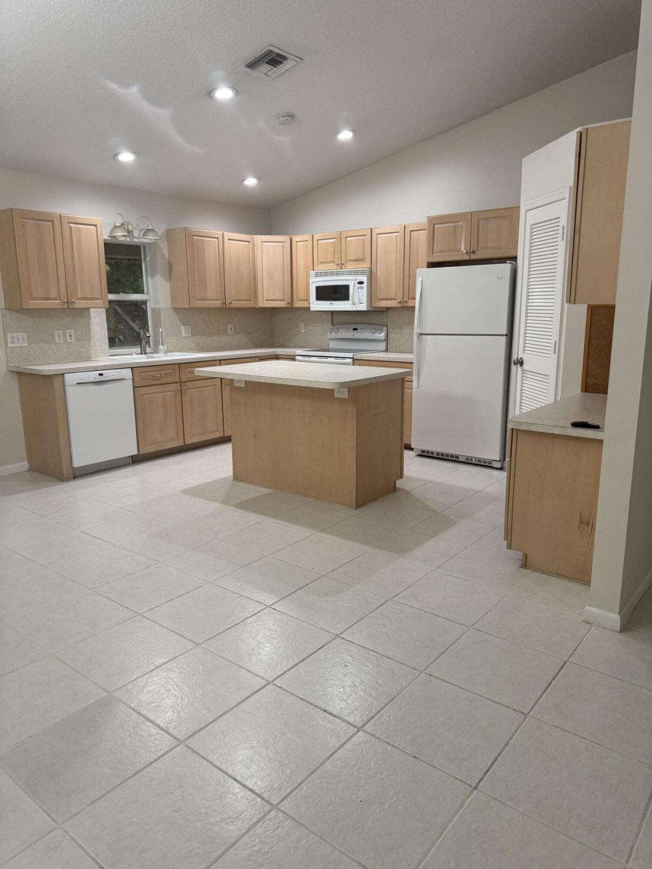 12564 N 68th Street, West Palm Beach, FL 33412 Photo