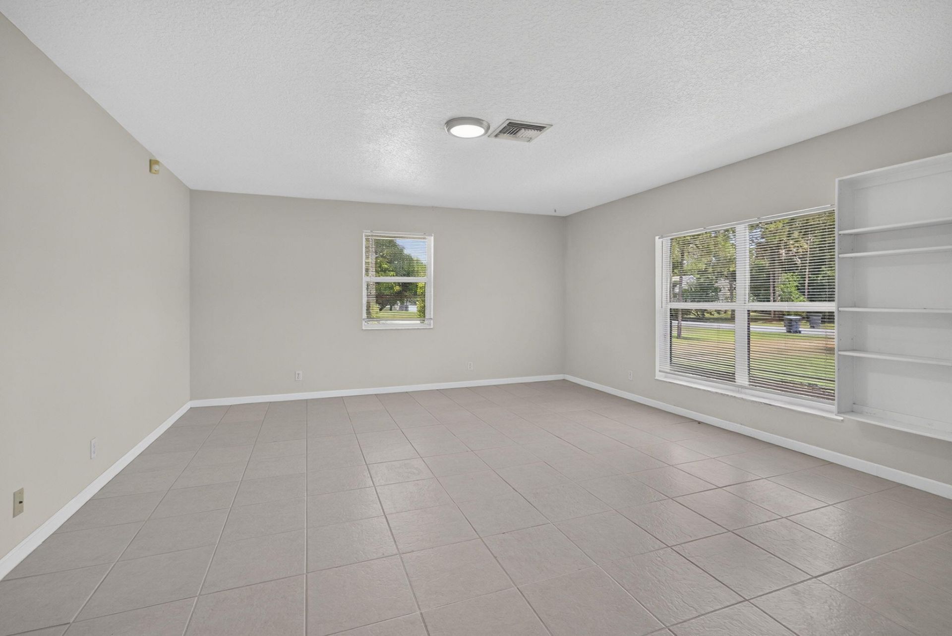 12564 N 68th Street, West Palm Beach, FL 33412 Photo