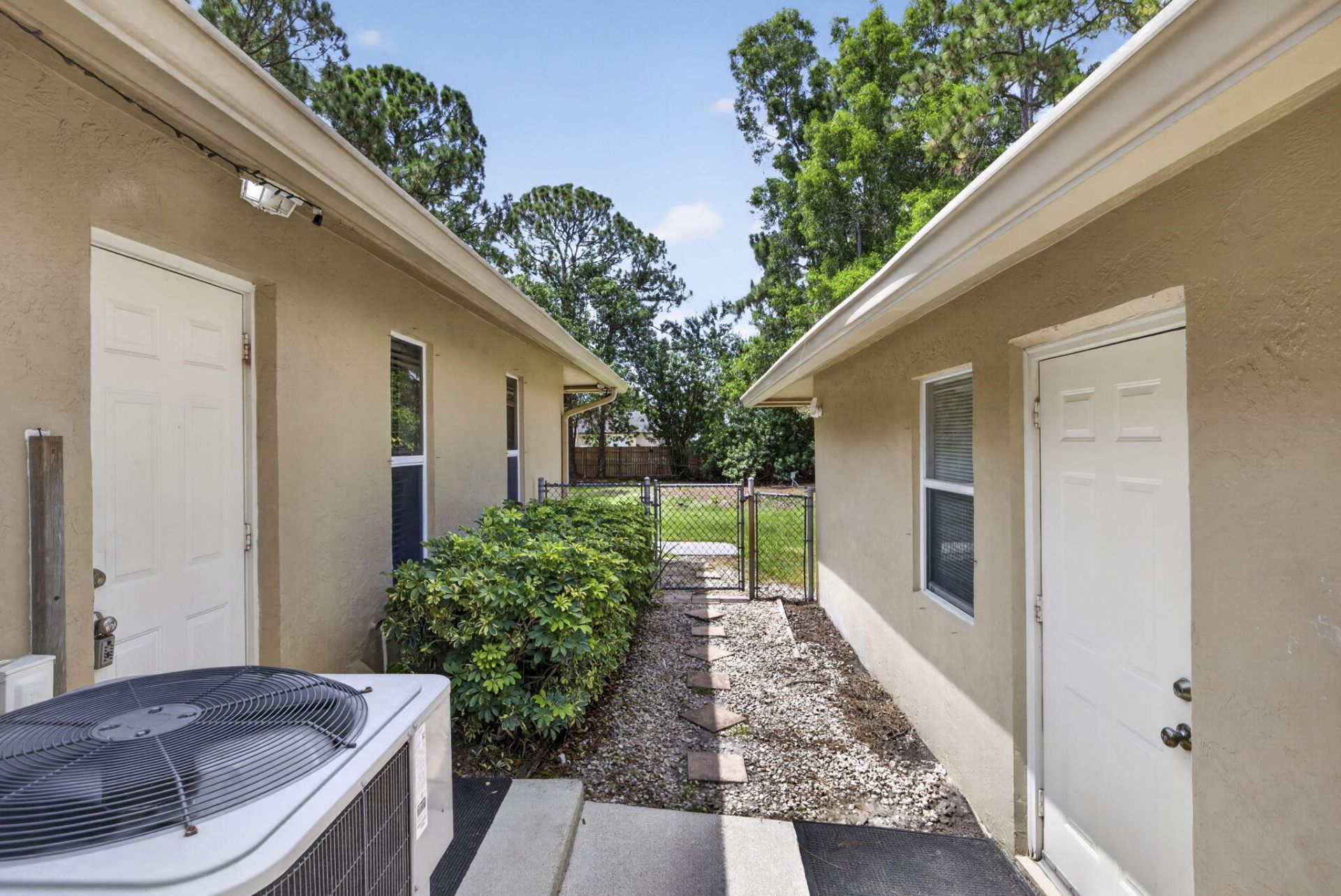 12564 N 68th Street, West Palm Beach, FL 33412 Photo