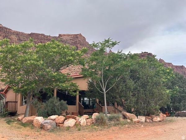 3270 ROBERTS DR , Moab, UT 84532